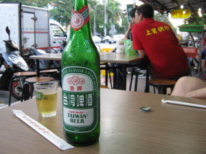 台湾ビールと美味しい屋台